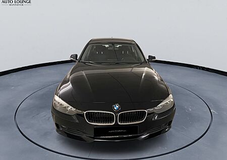 BMW 320d Touring Navi Scheckheft HU-Neu
