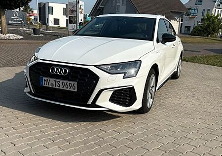 Audi A3 45 TFSI e S tronic S line Sportback S line