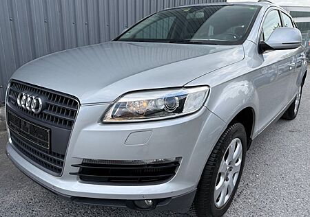 Audi Q7 3.0 TDI Quattro tipt.7Sitze,Pano,Ahk,Kam,PDC