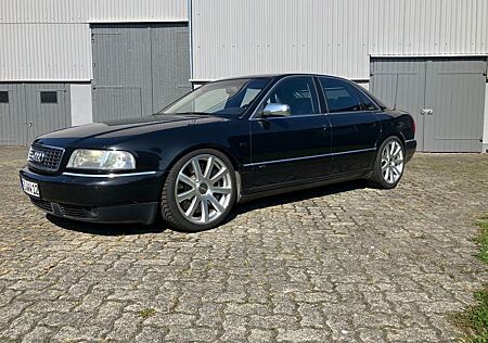 Audi A8 D2 6.0 W12 quattro kurz Motor 85 TKM