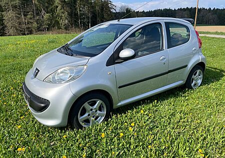 Peugeot 107 Filou 70 Filou