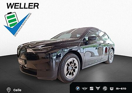 BMW iX xDrive40 DA HUD RFK AHK LCP SkyLounge Apple