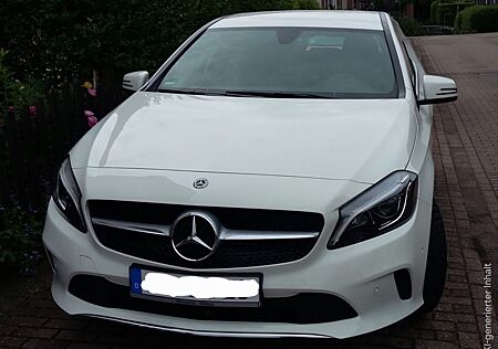 Mercedes-Benz A 180 -