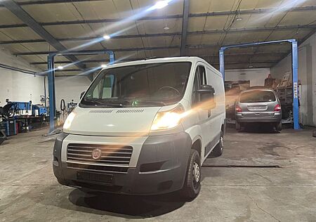 Fiat Ducato Kasten 28 115(TÜV neu)