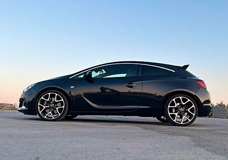 Opel Astra 2.0 Turbo 206kW S/S OPC OPC