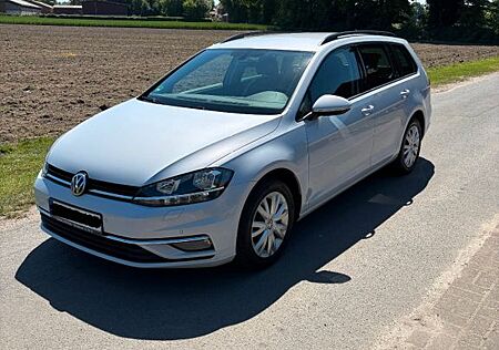 VW Golf Volkswagen 1.6 TDI DSG Comfortline Variant Comfortline