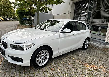 BMW 116i Advantage*10.Tkm*Navi*SHZ*MFL*