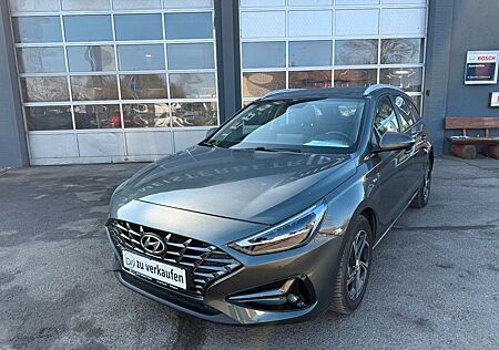 Hyundai i30 cw Trend Kombi HU/AU Neu Garantie. AUT.