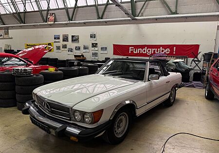 Mercedes-Benz SL 380 Cabriolet