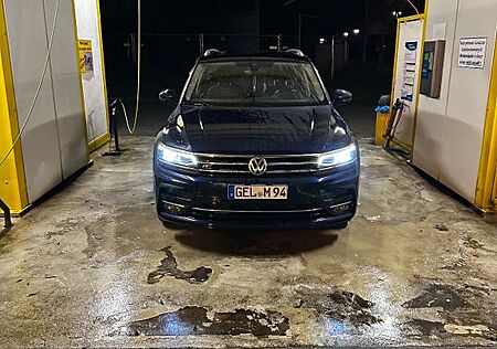 VW Tiguan Volkswagen 2.0 TDI SCR 140kW DSG 4MOTION Highlin...