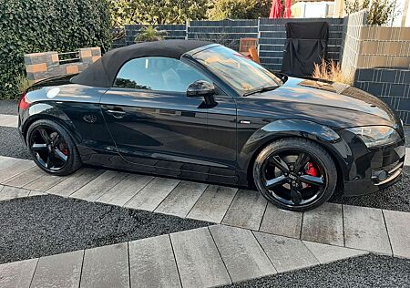 Audi TT Roadster 2.0 TFSI S tron.,S-Line,Schaltwippen