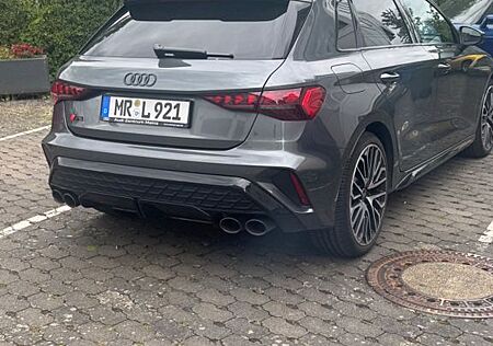 Audi S3 TFSI S tronic quattro Sportback -