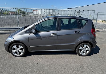 Mercedes-Benz A 180 Autotronic - 115 PS Automatik