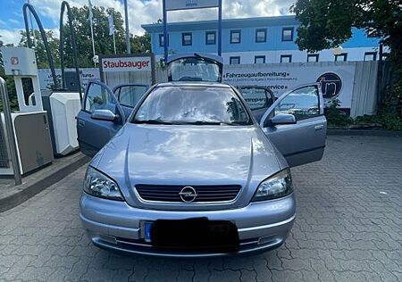 Opel Astra 1.6
