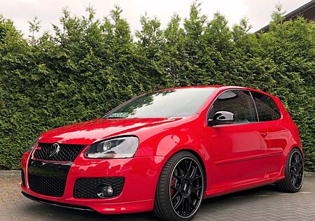 VW Golf Volkswagen V (5) GTI Edition 30 (2.0 TFSI)