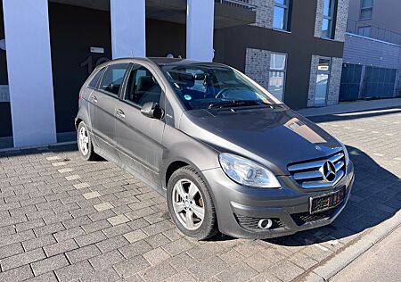 Mercedes-Benz B 150 BlueEFFICIENCY -