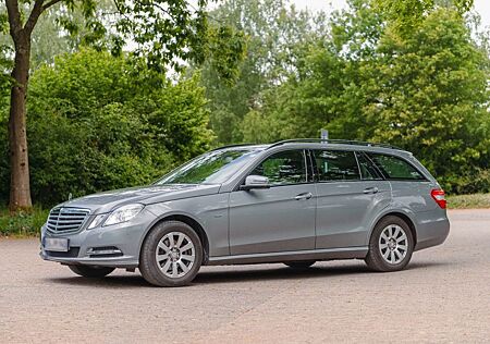 Mercedes-Benz E 200 T BlueEFFICIENCY - Kombi