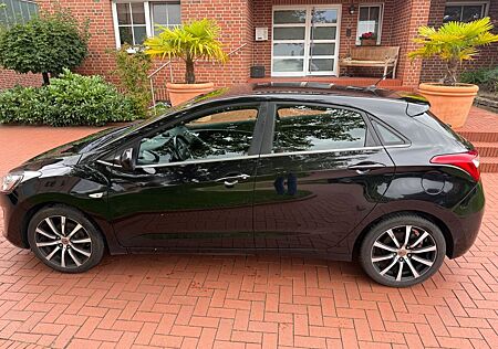 Hyundai i30 YES!
