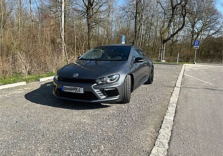 VW Scirocco Volkswagen 2.0 TSI DSG R