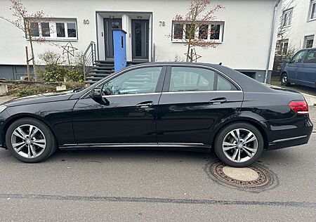 Mercedes-Benz E 220 BlueTEC BE Edition AVANTG. Autom. Edit...
