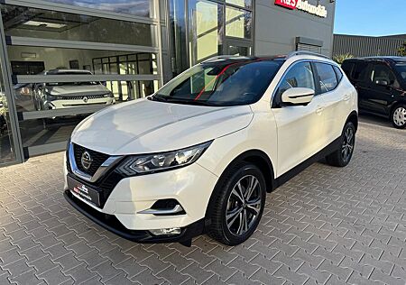 Nissan Qashqai 1.3 DIG-T*PANO*LED*NAVI*360*