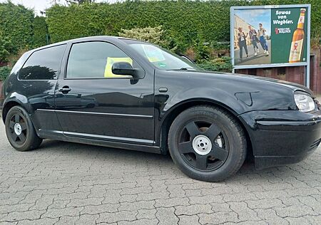 VW Golf Volkswagen 1.6 Standard
