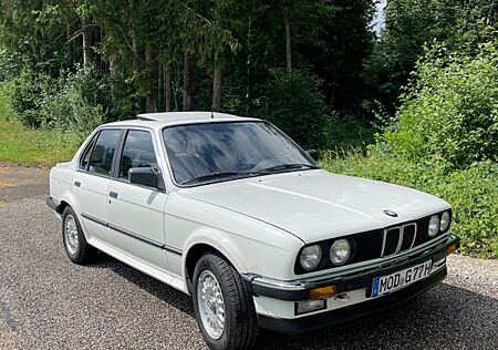 BMW 325ix e30 325i Allrad Klima