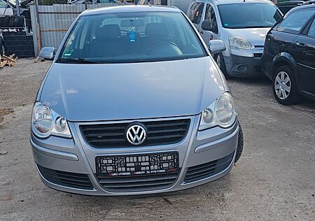 VW Polo Volkswagen IV United