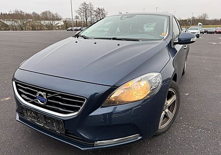 Volvo V40 T3 Kinetic 1.6 150PS NR: 17882