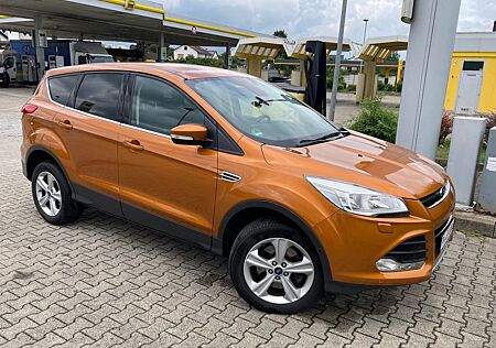 Ford Kuga 1,5 EcoBoost 4x4 134kW Titanium Autom. ...