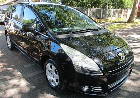 Peugeot 5008 Family plus 7 Sitzer, 1.Hand