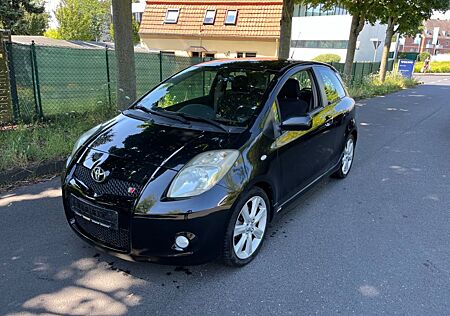 Toyota Yaris 1,8-l-Dual-VVT-i TS TS