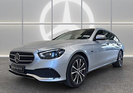 Mercedes-Benz E 300 de 4M T AVANTGARDE AHK+BUSIN+HUD+DIST+360°
