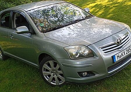 Toyota Avensis 2.0 D-4D -