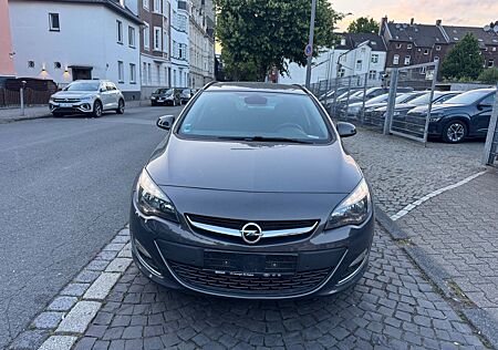 Opel Astra J Sports Tourer Active
