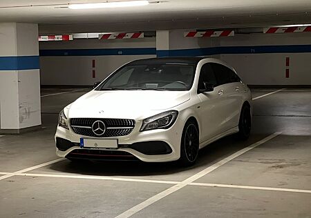 Mercedes-Benz CLA 250 Shooting Brake Sport AMG 4MATIC Voll Scheckheft