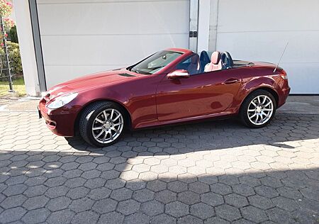 Mercedes-Benz SLK 280 -