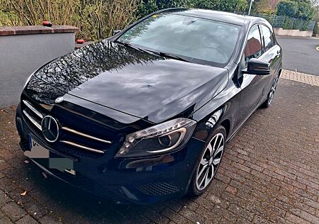 Mercedes-Benz A 180 -