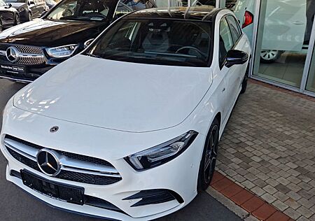 Mercedes-Benz A 35 AMG Pano, Vollleder, HeadUp, 360°, Multi