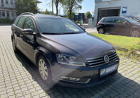 VW Passat Variant Volkswagen Trendline BlueMotion