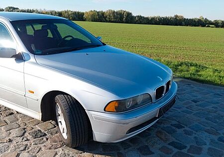 BMW 520i Touring -