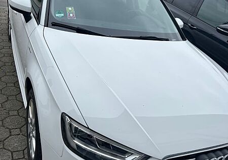Audi A3 1.4 TFSI e-tron S tronic Sportback -
