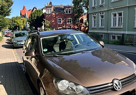 VW Golf Volkswagen 1.2 TSI 63kW Trendline Variant Trendline