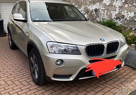BMW X3 xDrive20d- AHK- Heckklappe elektr. TOP Zustan