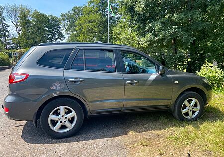 Hyundai Santa Fe 2.7 V6 GLS 4WD Automatik GLS