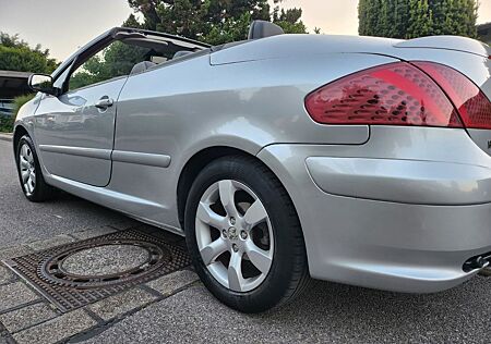 Peugeot 307 CC Cabrio Leder Tüv 07/2027