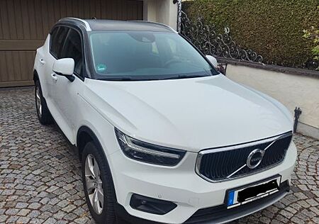 Volvo XC 40 XC40 Momentum Pro 2WD