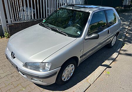 Peugeot 106 Sport 75 Aut. *1.Hand*