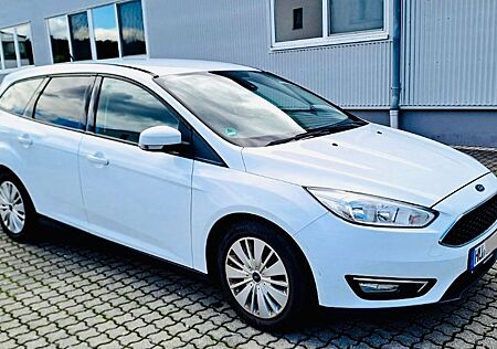 Ford Focus 1,5 TDCi 88kW Business Turnier Busines...