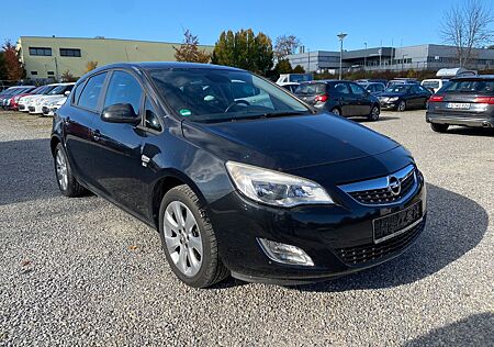 Opel Astra J Lim. 5-trg. 150 Jahre